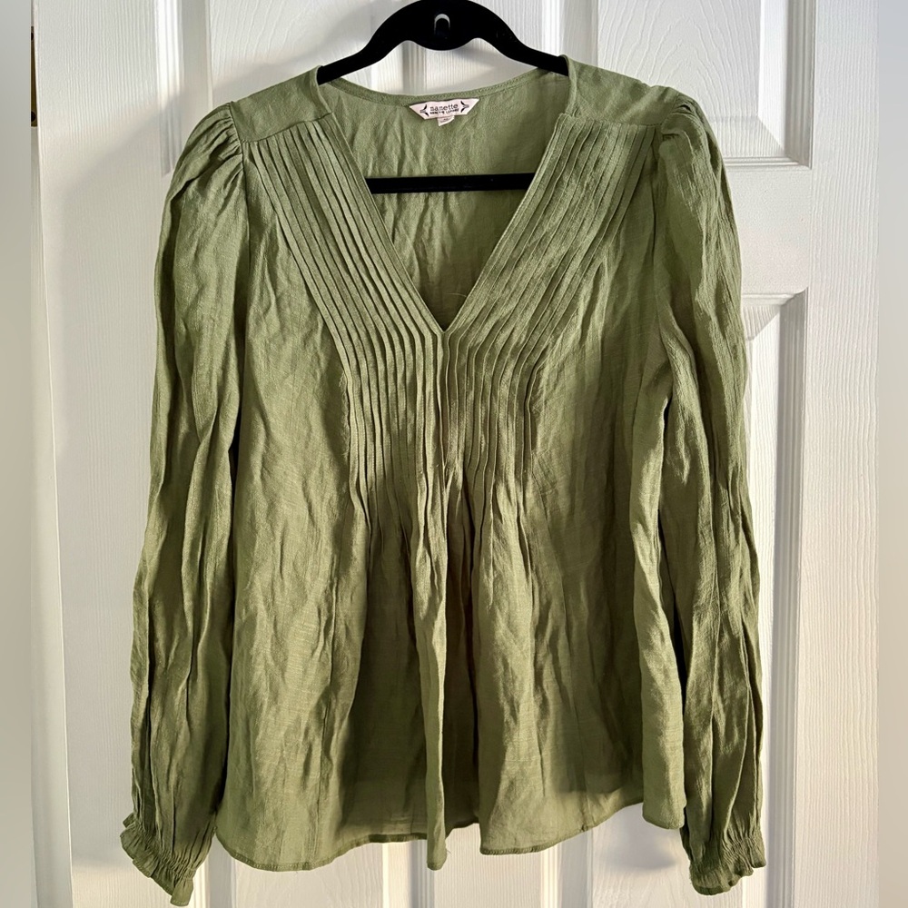 New with tags Nanette Lepore long sleeve blouse - Prairie Sage Size M